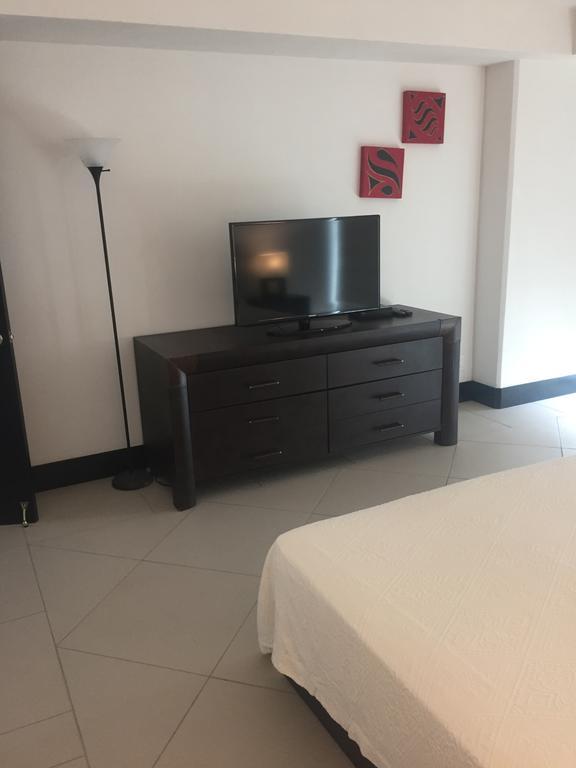 Bay View Grand Marina Condo 1004S イスタパ 部屋 写真